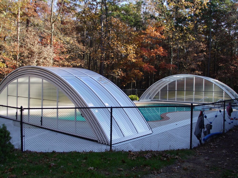 Type pool enclosure - T2