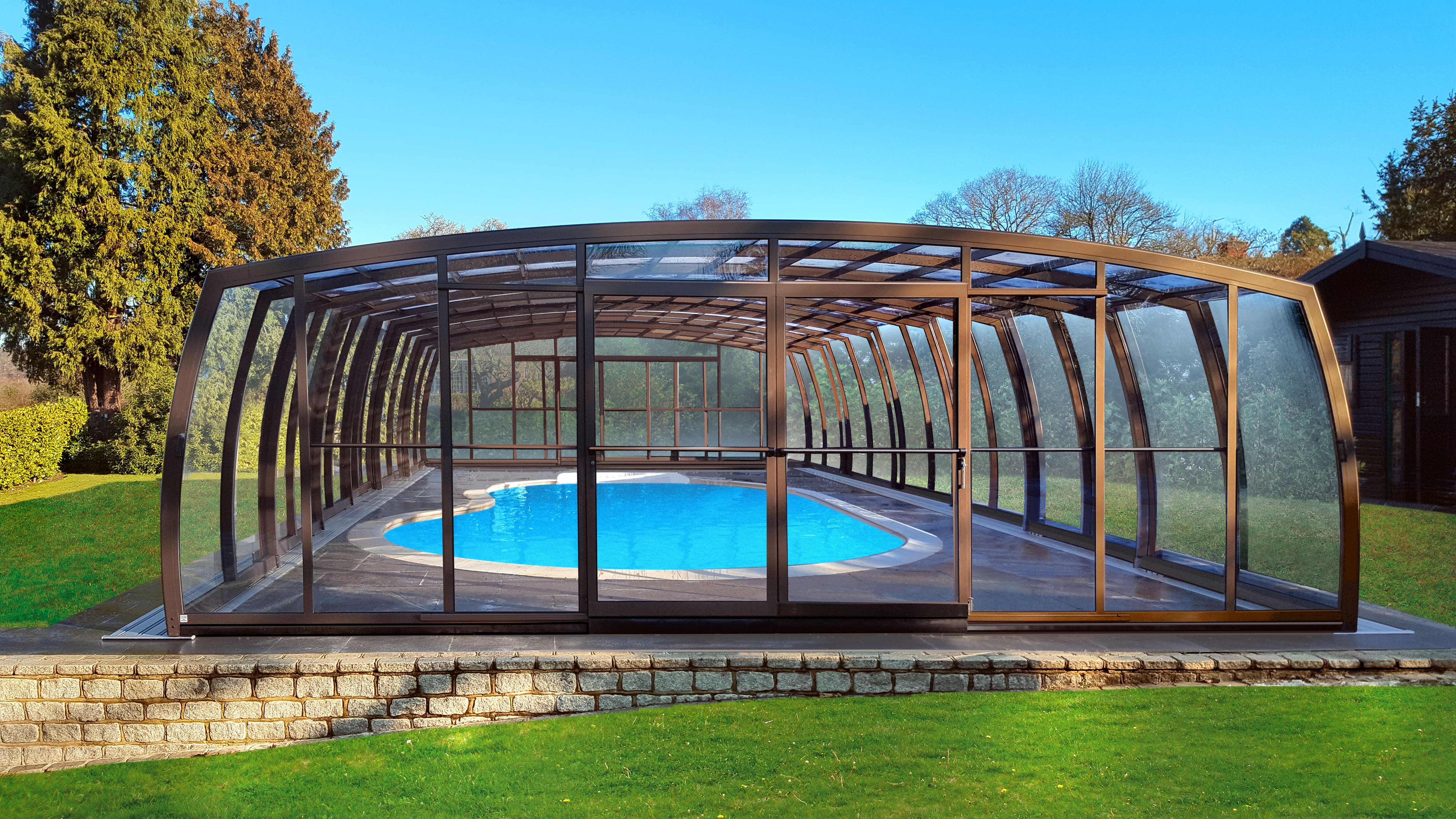 Pool enclosure OMEGA™ | Space without compromise | Pool & Spa Enclosures